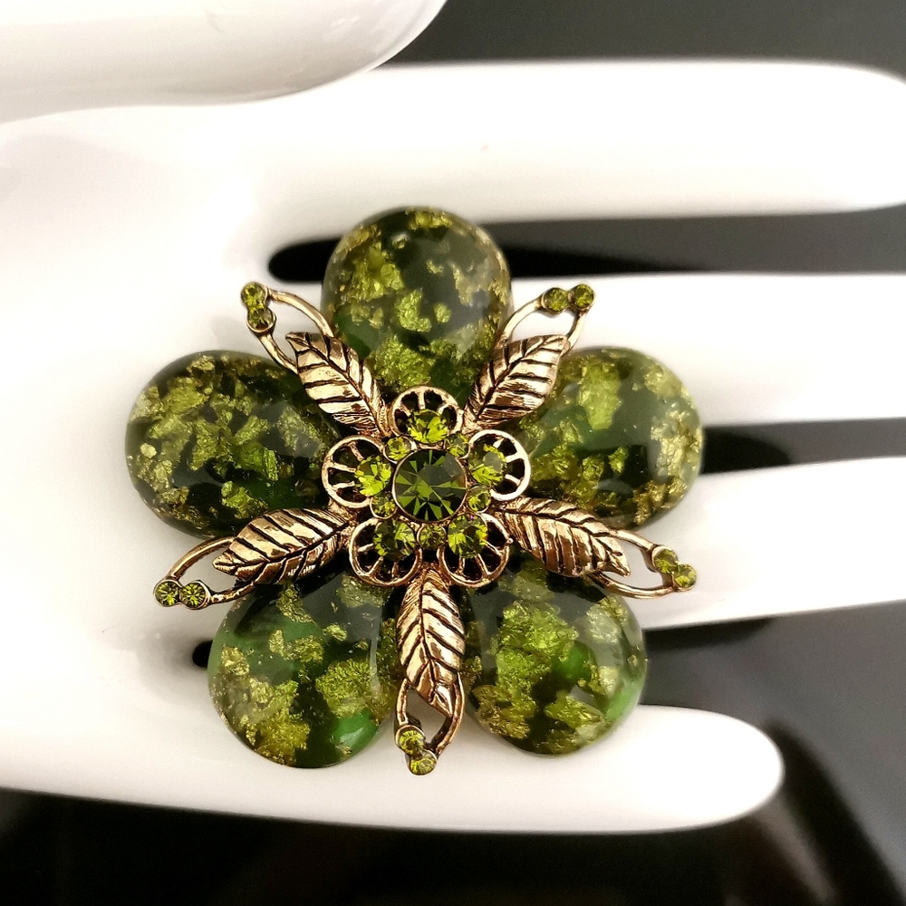 Vintage Joan Rivers Flower Rhinestones Pin Lucite Gold Confetti Flecks Brooch
